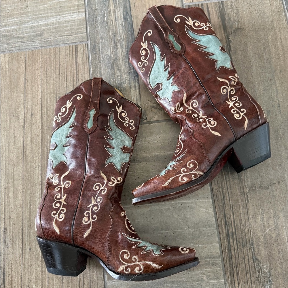 Brown and Green Embroidered Heeled Boots